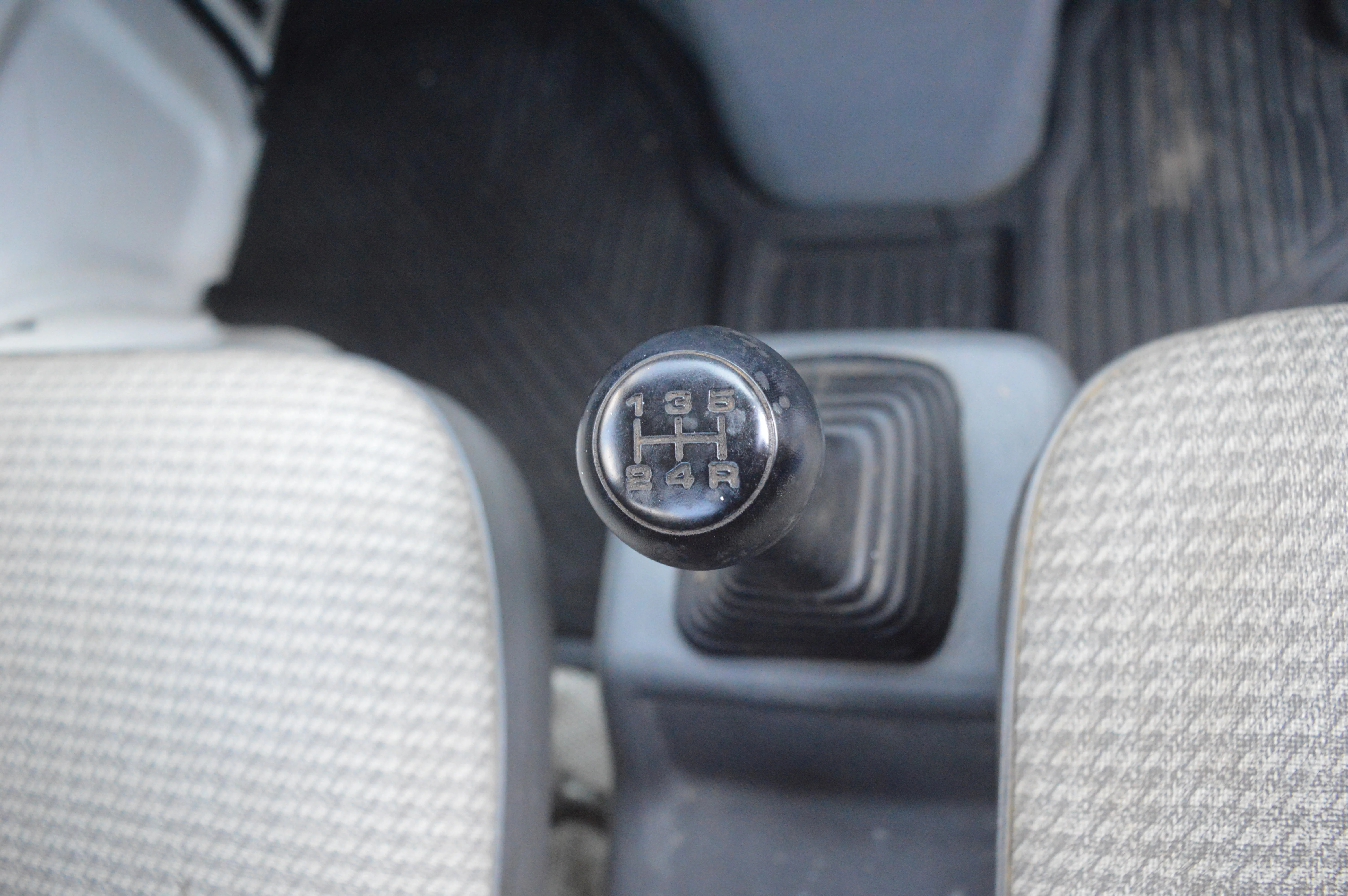 1998 Honda Acty SDX 4WD - Image 13