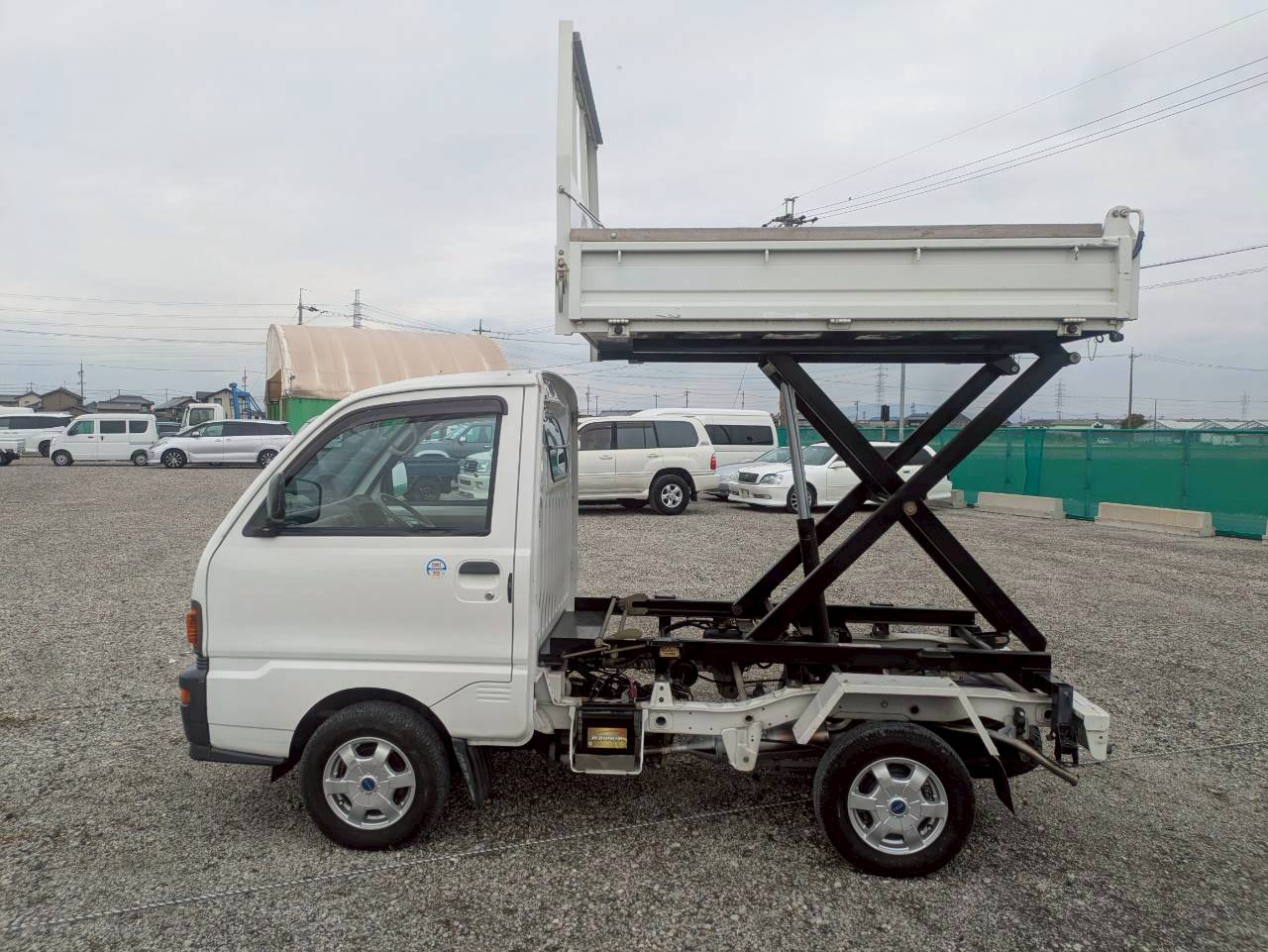 1998 Mitsubishi Minicab Scissor Lift Dump 4WD - Image 25
