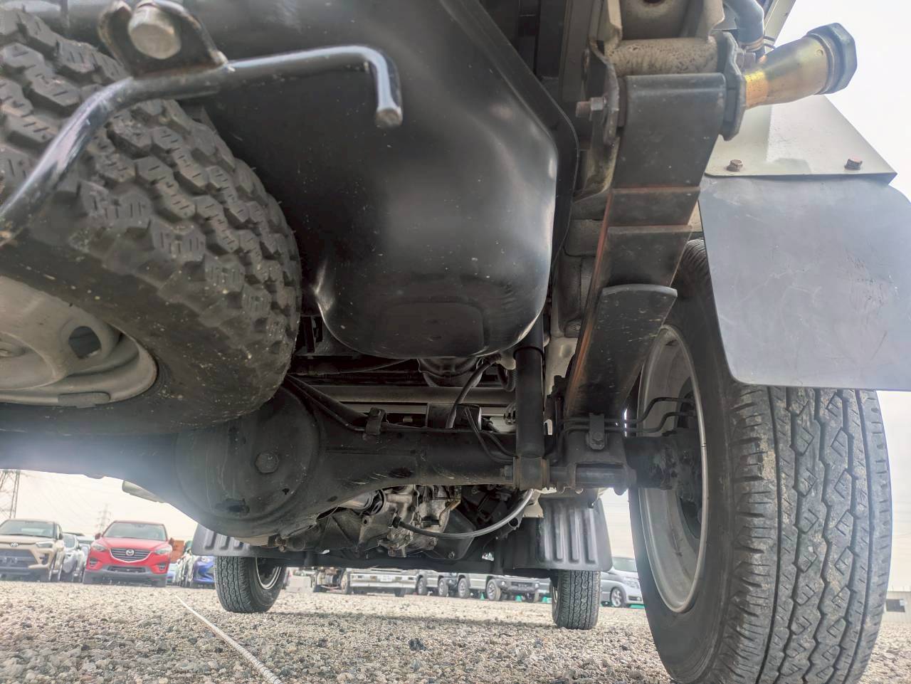 1998 Mitsubishi Minicab Scissor Lift Dump 4WD - Image 29