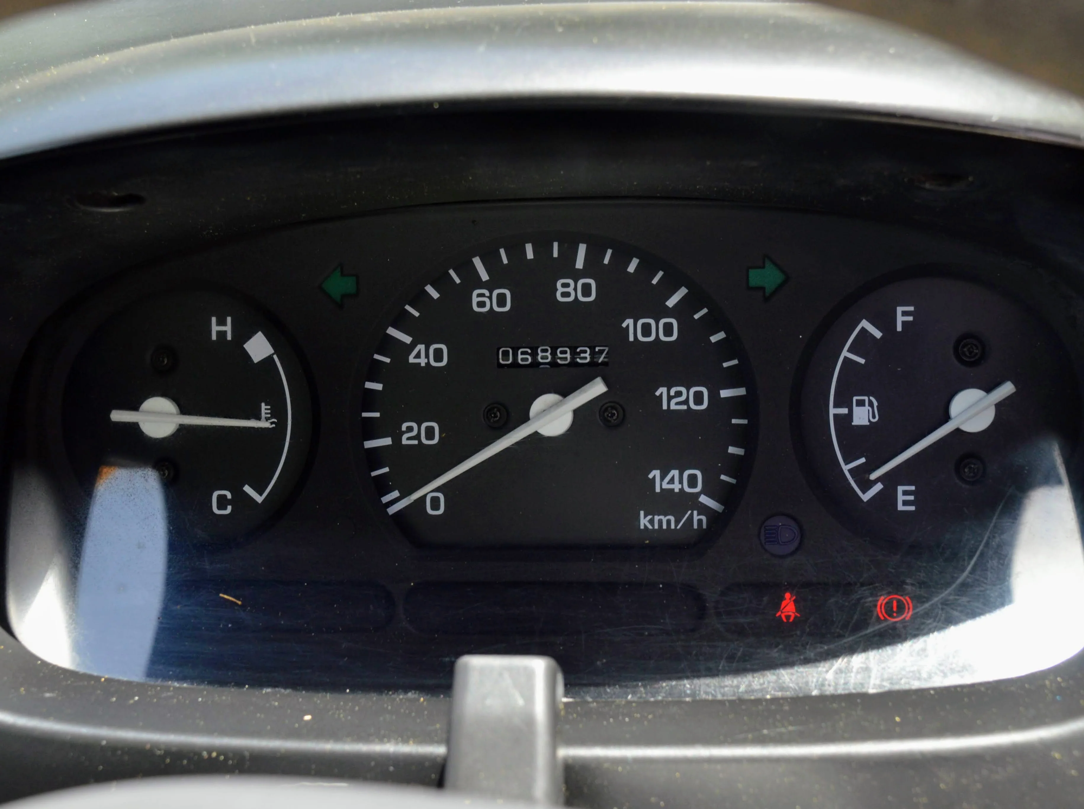 2000 Daihatsu Hijet 4WD - Image 12