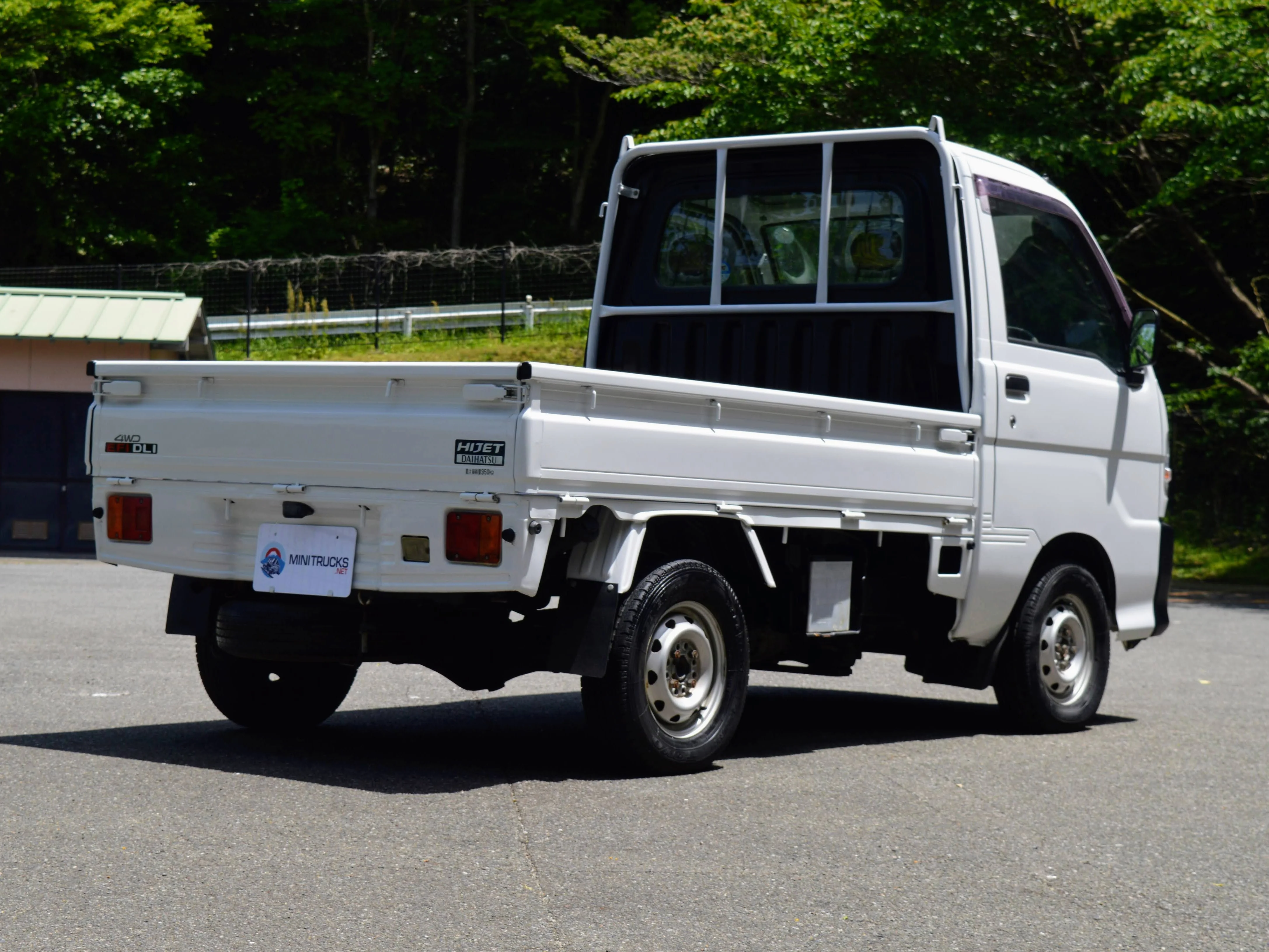 2000 Daihatsu Hijet 4WD - Image 3