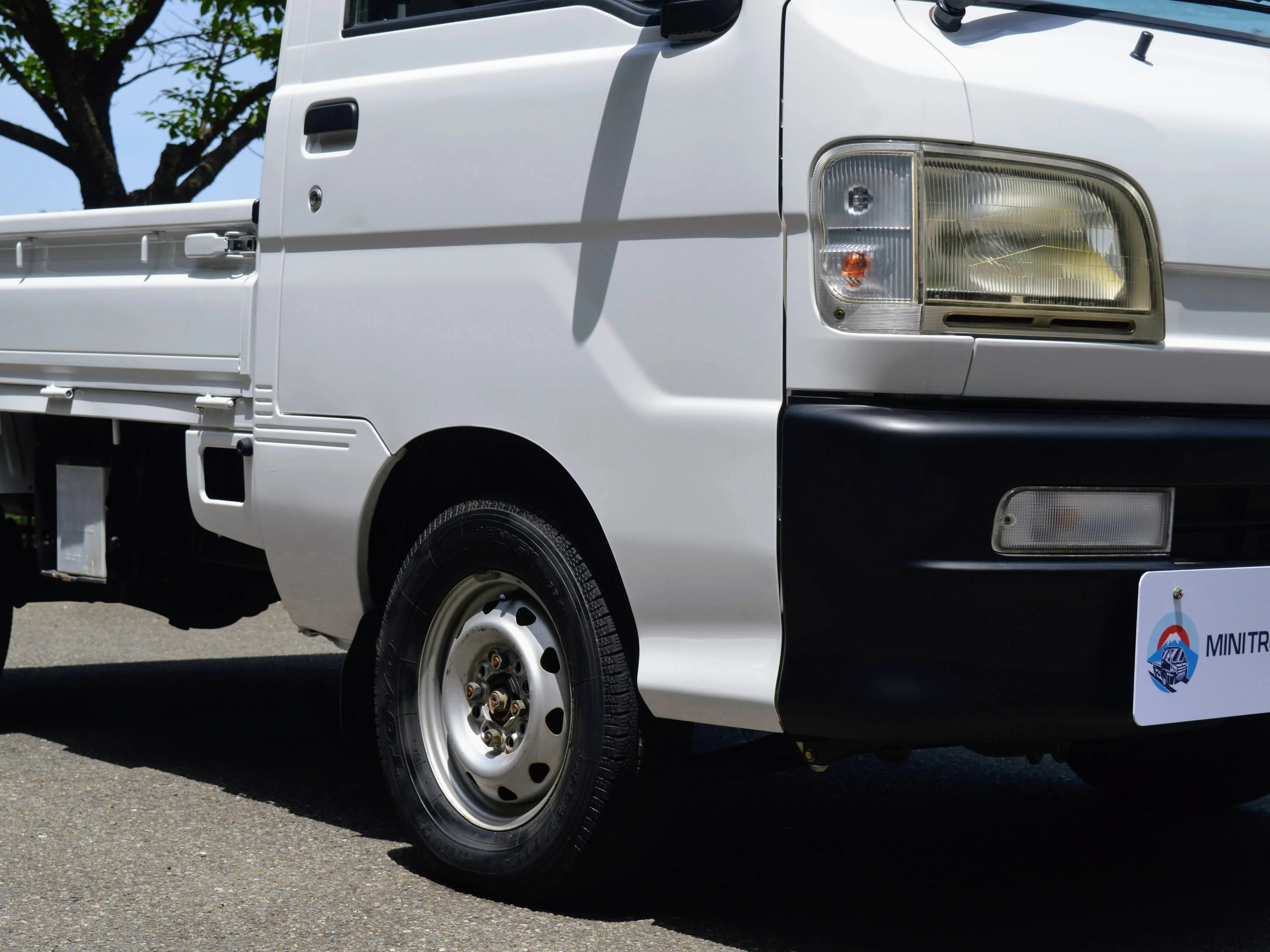 2000 Daihatsu Hijet 4WD - Image 31