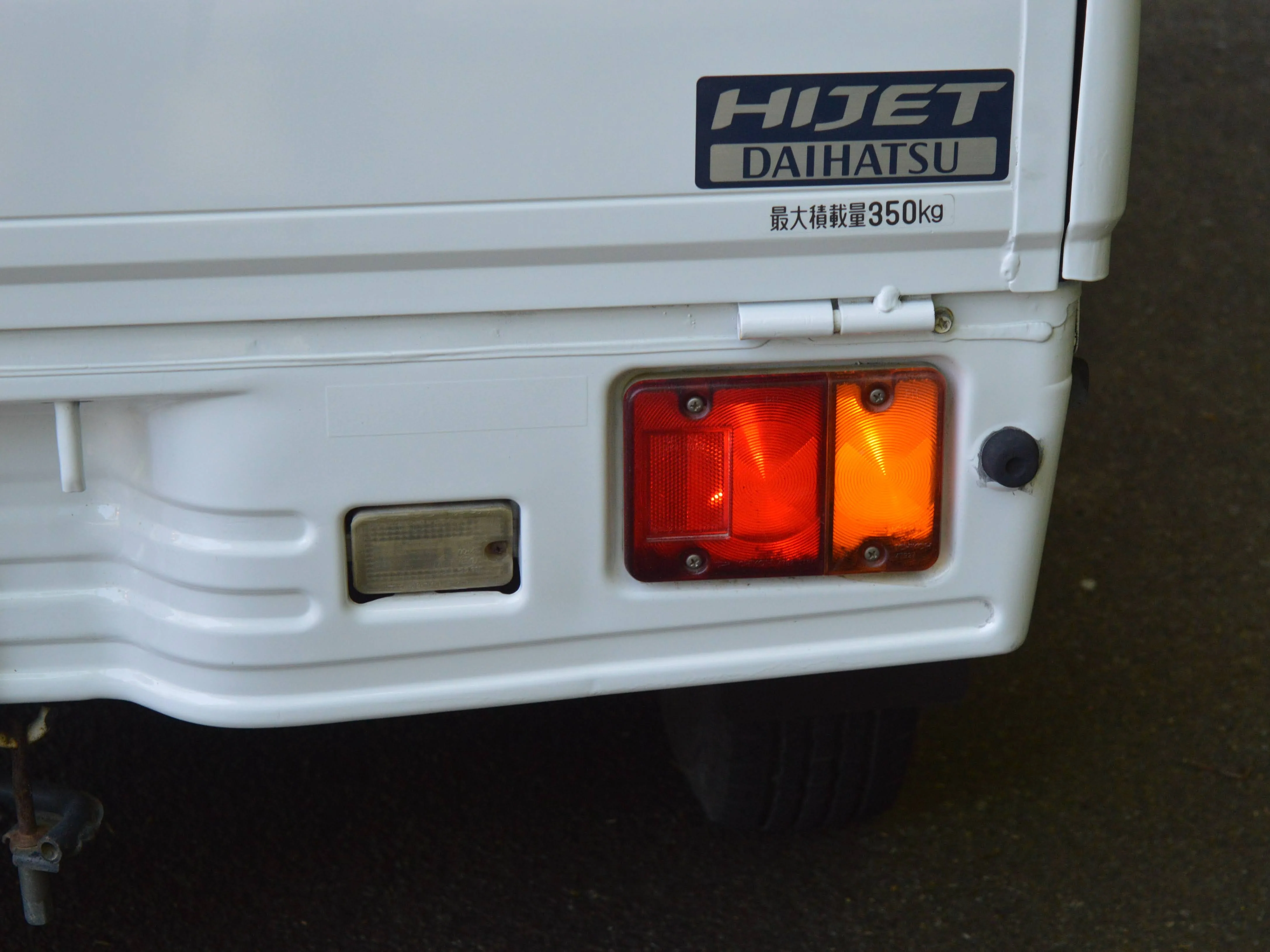 2000 Daihatsu Hijet 4WD - Image 54