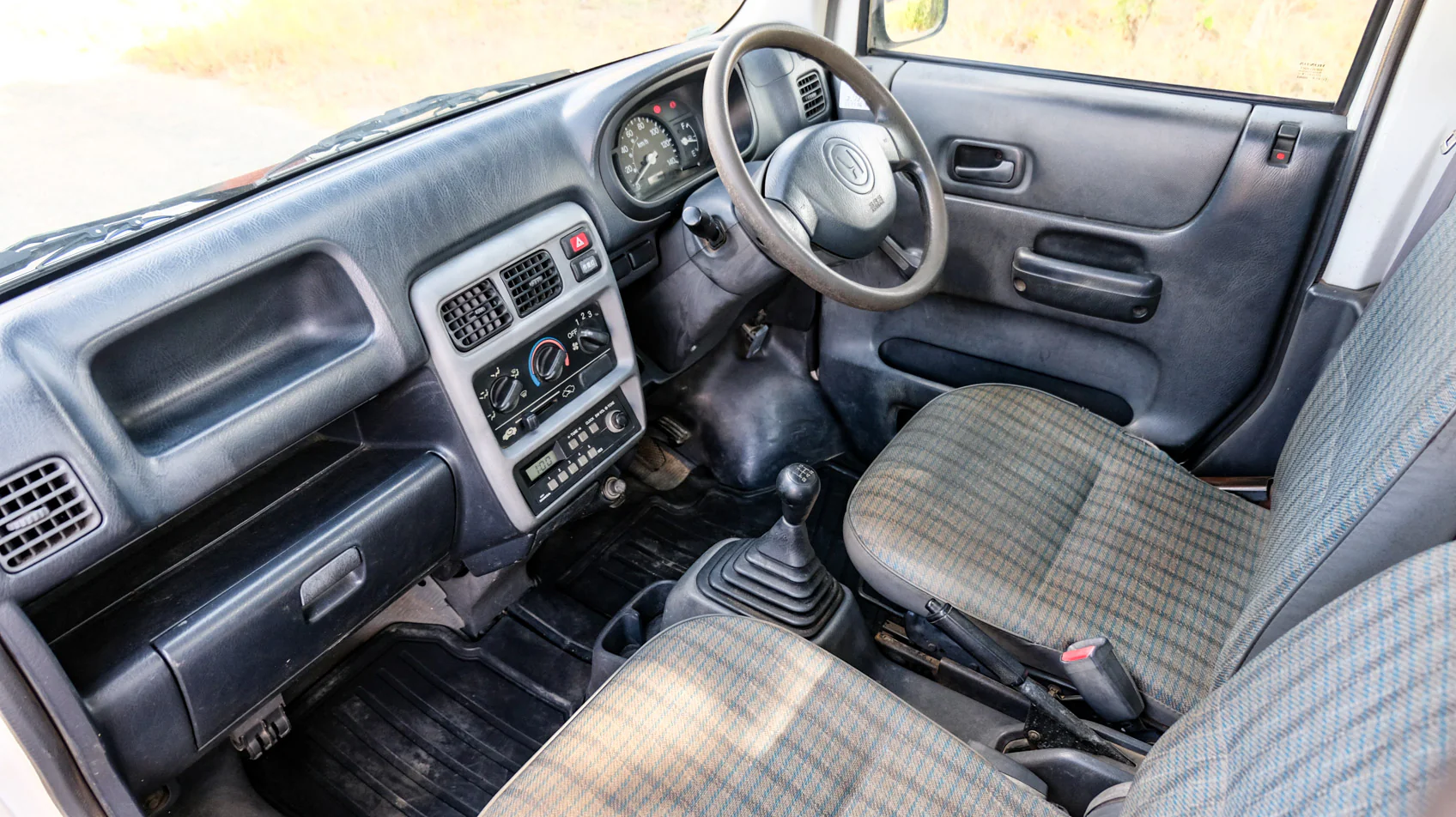 1999 Honda Acty SDX 4WD - Image 16