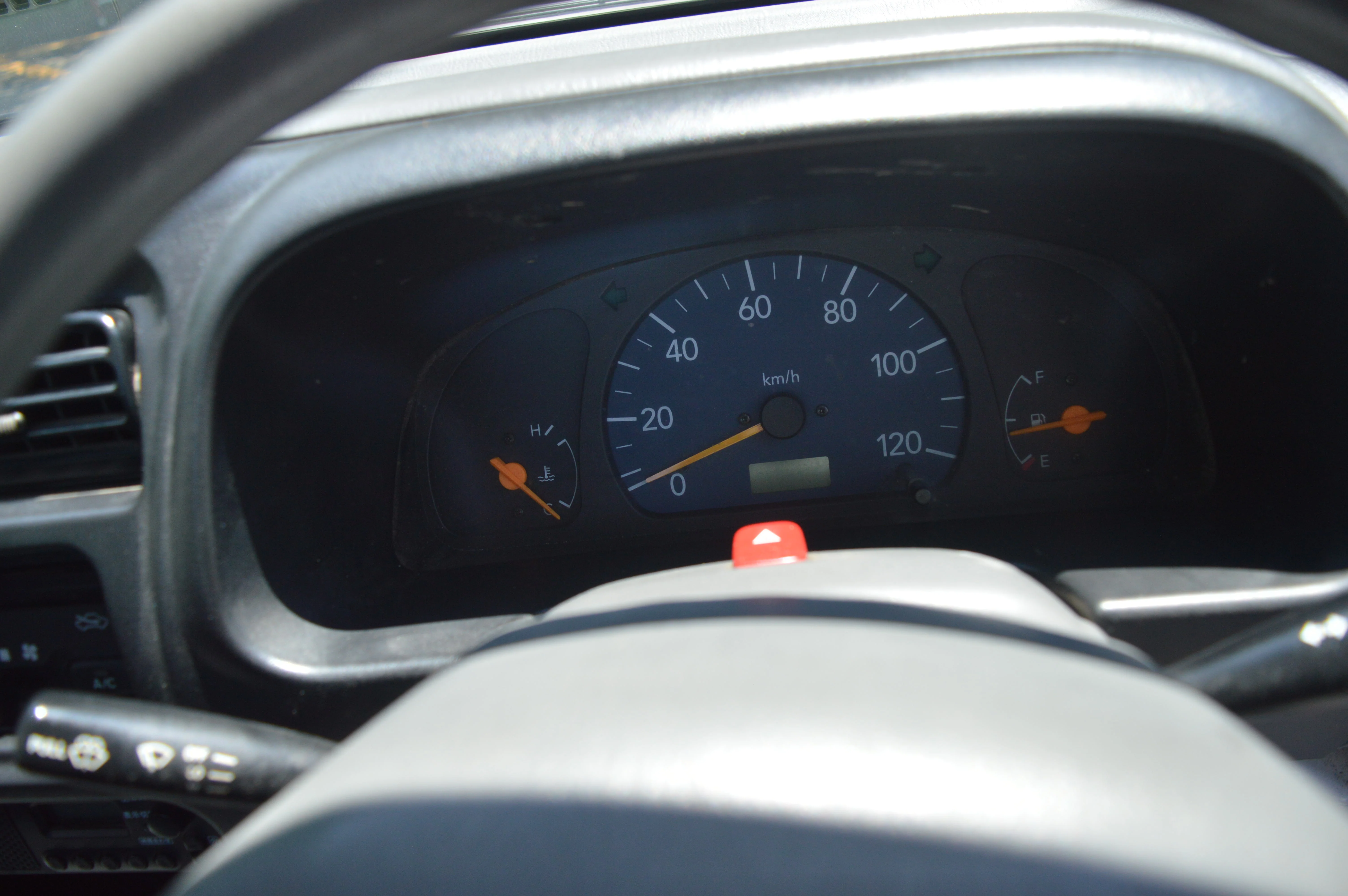 2000 Suzuki Carry 4WD - Image 12