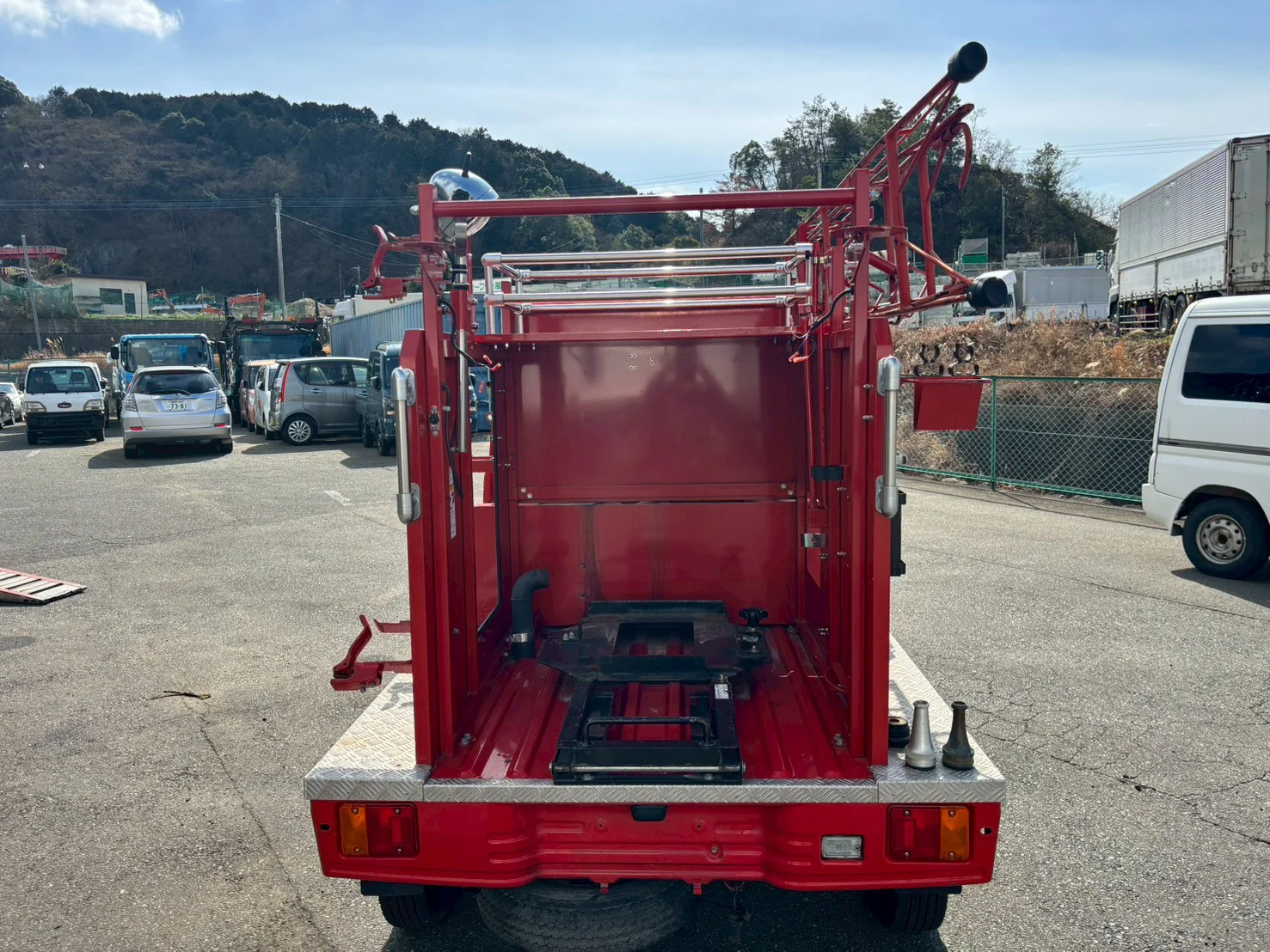 2001 Daihatsu Hijet Firetruck 4WD - Image 6
