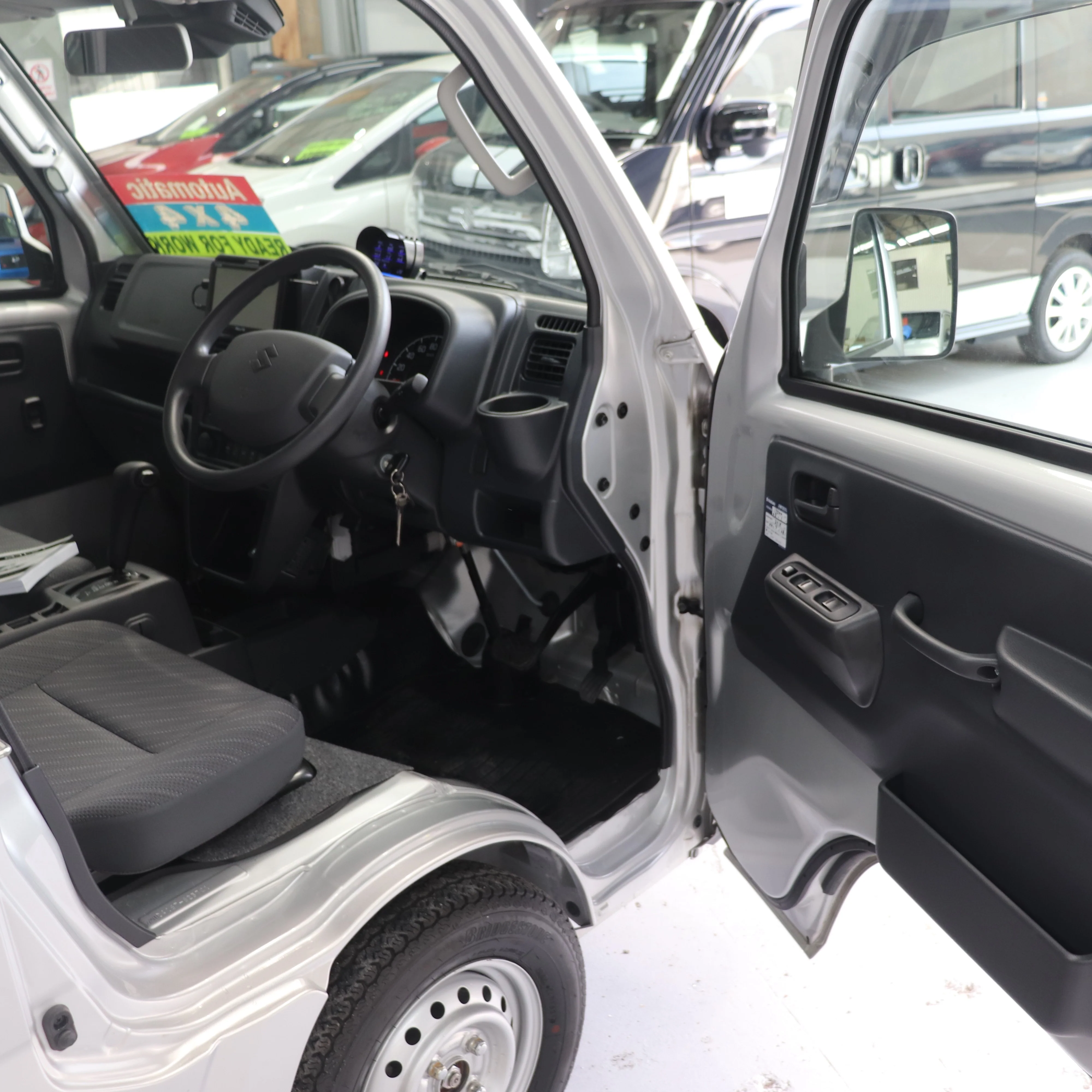 2021 Suzuki Super Carry X 4WD - Image 10