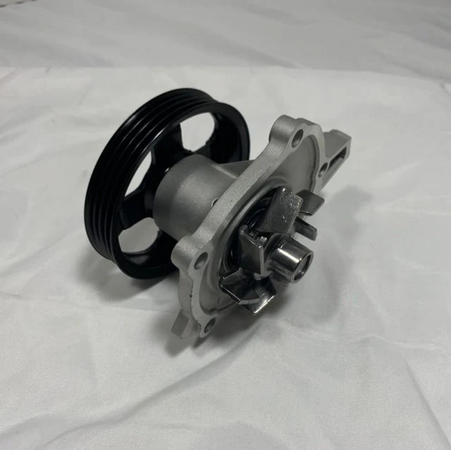 Suzuki Water Pump - Image 4